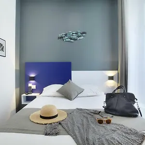 Alcove *** Nice